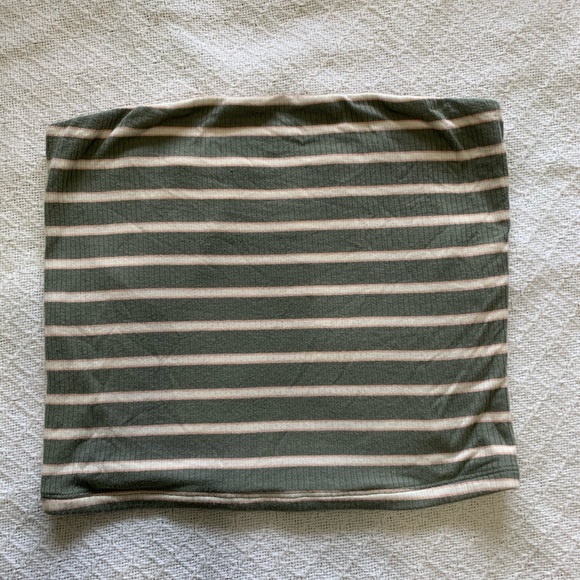 American Eagle Outfitters Tops - American eagle tube top